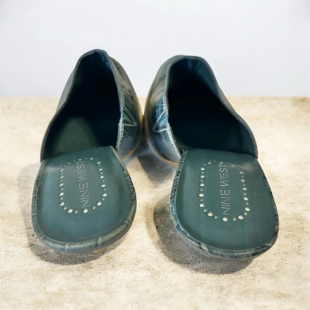 Nine West Blue Croc-Embossed Leather Mules. Size 7.5 - Picture 9 of 10